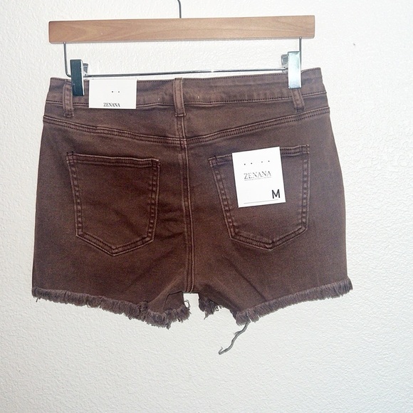 Zenana Mahogany Frayed Cutoff Hem Jean Shorts - Picture 7 of 10